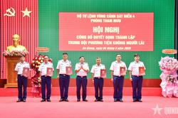 Bộ tư lệnh Vùng Cảnh sát biển 4 công bố quyết định thành lập Trung đội phương tiện không người lái