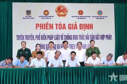V&ugrave;ng Cảnh s&aacute;t biển 2 tổ chức 'Phi&ecirc;n t&ograve;a giả định' tuy&ecirc;n truyền chống khai th&aacute;c IUU