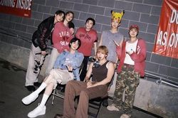 BTS đã thay đổi gì trong phần lời bài hát 'MIC Drop'?
