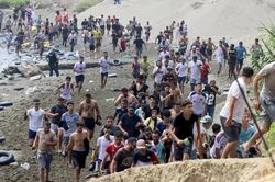 Ceuta vẫn 'thất thủ' sau làn sóng di cư