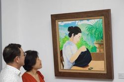 Họa sĩ người Anh đối thoại bền bỉ cùng văn hóa Việt