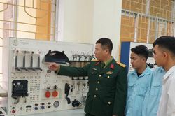 Đường mở cho học sinh trường nghề, trung tâm GDNN-GDTX