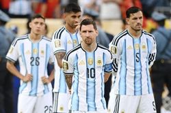 Loạt cầu thủ Argentina nguy cơ bị cấm thi đấu