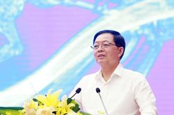 Ph&oacute; Thủ tướng Hồ Quốc Dũng: Dữ liệu phải trở th&agrave;nh trung t&acirc;m của ch&iacute;nh quyền số