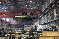 Ukraine áp đặt thêm lệnh trừng phạt nhằm vào ngành công nghiệp quốc phòng Nga