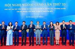Toàn cảnh Phiên toàn thể về Ngoại giao phục vụ phát triển đất nước trong giai đoạn mới