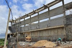Vụ sập một phần kết cấu nhà thi đấu hơn 22 tỷ đồng: Sở Xây dựng báo cáo gì?