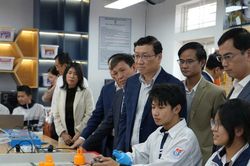 Trường THPT Huỳnh Thúc Kháng: Hơn một thế kỷ gieo mầm hiền tài
