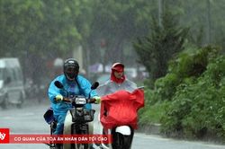 Thời tiết ngày 4/8: Mưa dông bao trùm nhiều khu vực, cảnh báo lốc sét và gió giật mạnh