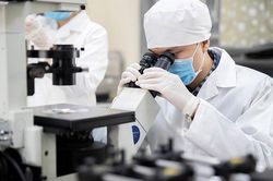 Đã tới lúc coi nghiên cứu sinh là... người lao động