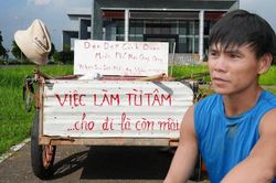 Bỏ ngoài tai lời dị nghị, 9X Ninh Bình làm việc khiến cả làng thay đổi cách nhìn