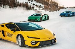 Doanh thu của Lamborghini tăng mạnh dù bán ít xe hơn, chuyện gì xảy ra?