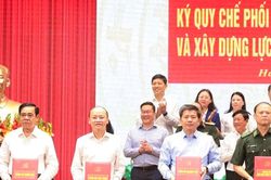 Chủ tịch UBND tỉnh Võ Trọng Hải dự Hội nghị ký Quy chế phối hợp giữa Đảng ủy Bộ đội Biên phòng và 30 tỉnh, thành ủy có biên giới