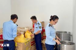 Gia Lai: Phát hiện hơn 3,4 tấn mỹ phẩm không có phiếu công bố sản phẩm
