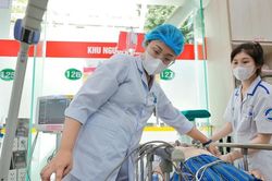 Hệ thống y tế đa cực, đưa y tế đến gần dân