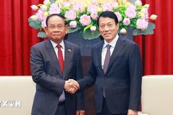 Bộ trưởng Bộ C&ocirc;ng an Lương Tam Quang tiếp Quốc vụ khanh Bộ Nội vụ Campuchia