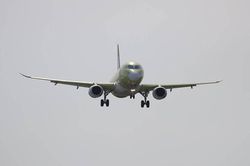 Những tiết lộ mới về máy bay SJ-100 nội địa Nga