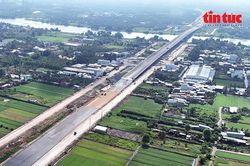 Chuẩn bị khởi công tuyến đường gom đầu tiên của dự án Vành đai 4 TP Hồ Chí Minh