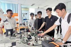 Hỗ trợ đến 1 tỷ đồng thu hút nhân lực chất lượng cao