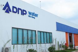 DNP Holding tăng gần gấp đôi lợi nhuận sau thuế, áp lực lãi vay gần 190 tỷ đồng mỗi quý