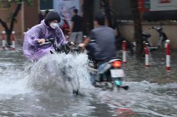 Dự báo thời tiết 4/8/2026: Miền Bắc đón đợt mưa lớn dồn dập trở lại, bao giờ kết thúc?