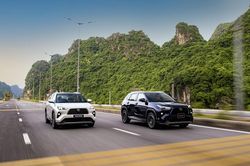 Giá xe Toyota Yaris Cross lăn bánh tháng 8/2026, ưu đãi 50% phí trước bạ