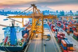 Xuất nhập khẩu tăng mạnh