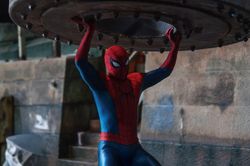 Spider-Man 4 chính thức đạt 100 tỷ đồng tại phòng vé Việt