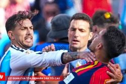 Cầu thủ người Argentina Leandro Paredes tiếp tục gây tranh cãi vì hành vi phi thể thao