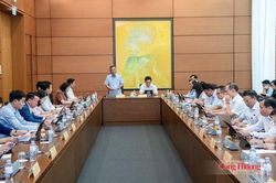 Cân bằng giữa bảo đảm an ninh quốc gia và phát triển kinh tế