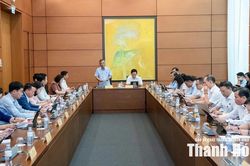 ĐBQH tỉnh Thanh Hóa đề xuất hoàn thiện các quy định về quốc phòng và phổ biến, giáo dục pháp luật