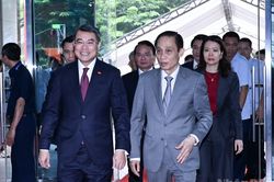 Thủ tướng Lê Minh Hưng phát biểu chỉ đạo tại Phiên toàn thể Hội nghị Ngoại giao lần thứ 33