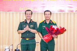 Đại tá Nguyễn Việt Thắng nhận nhiệm vụ Chính ủy Bộ Chỉ huy Quân sự tỉnh An Giang