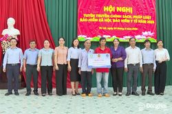 Tuyên truyền chính sách bảo hiểm xã hội, bảo hiểm y tế tại xã Tà Lài và Định Quán