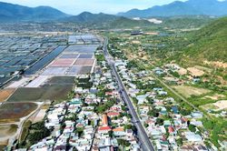 Dự án Đường sắt tốc độ cao trên trục Bắc - Nam đi qua địa bàn tỉnh Khánh Hòa: Tăng tốc giải phóng mặt bằng