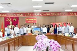 Đoàn công tác Ban Tổ chức Thành ủy TP. Hồ Chí Minh trao đổi kinh nghiệm về triển khai hệ thống KPI tại Khánh Hòa