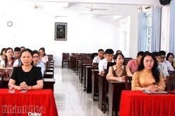 Khai giảng lớp trung cấp lý luận chính trị hệ tập trung khóa 41