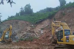 Cảnh báo nguy cơ sạt lở trên Quốc lộ 4D sau nhiều điểm sạt lở liên tiếp