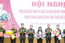 Công bố quyết định tổ chức lại Ban Chỉ huy phòng thủ khu vực thành Trung đoàn bộ binh trực thuộc Bộ Chỉ huy Quân sự tỉnh