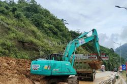 Th&ocirc;ng xe tạm một chiều qua khu vực Trạm thu ph&iacute; BOT