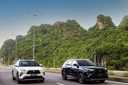 Toyota Yaris Cross 2026: Giá Lăn Bánh Cùng Đánh Giá Chi Tiết Bản Xăng Và Hybrid