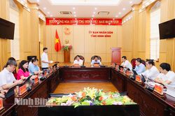 UBND tỉnh họp phiên thường kỳ tháng 7