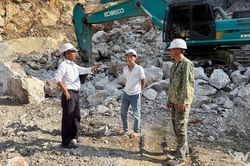 Siết chặt an to&agrave;n lao động tại c&aacute;c mỏ đ&aacute;