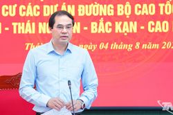 Thống nhất nhiều giải pháp đẩy nhanh tiến độ các dự án cao tốc CT.07