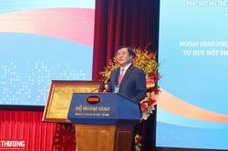 Thứ trưởng Nguyễn Sinh Nhật Tân: Phối hợp triển khai Chương trình Go Global, tạo động lực mới cho hội nhập quốc tế và năng lực cạnh tranh quốc gia