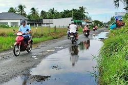 Sửa chữa mặt đường, hệ thống an toàn giao thông trên quốc lộ 63 qua Cà Mau trong tháng 8