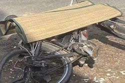 Đạp xe tập thể dục lúc rạng sáng, 2 người bị tông tử vong