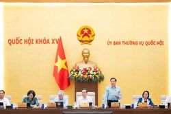 Thống nhất tr&igrave;nh Quốc hội xem x&eacute;t việc th&agrave;nh lập th&agrave;nh phố Quảng Ninh v&agrave; Bắc Ninh