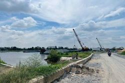 C&ocirc;ng an t&igrave;m th&acirc;n nh&acirc;n của bộ xương người ph&aacute;t hiện b&ecirc;n bờ s&ocirc;ng S&agrave;i G&ograve;n