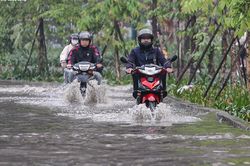 Dự báo thời tiết 4/8: Miền Bắc bước vào đợt mưa lớn từ chiều, có nơi mưa rất to